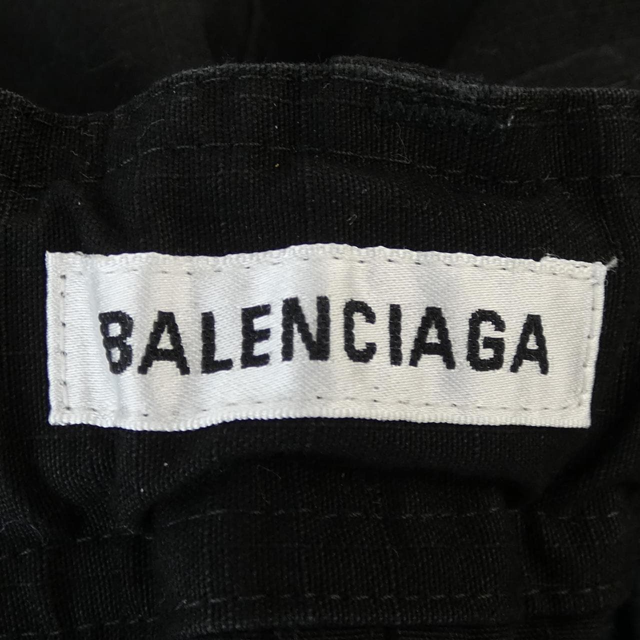 バレンシアガ BALENCIAGA 680307 TKP27 スカート