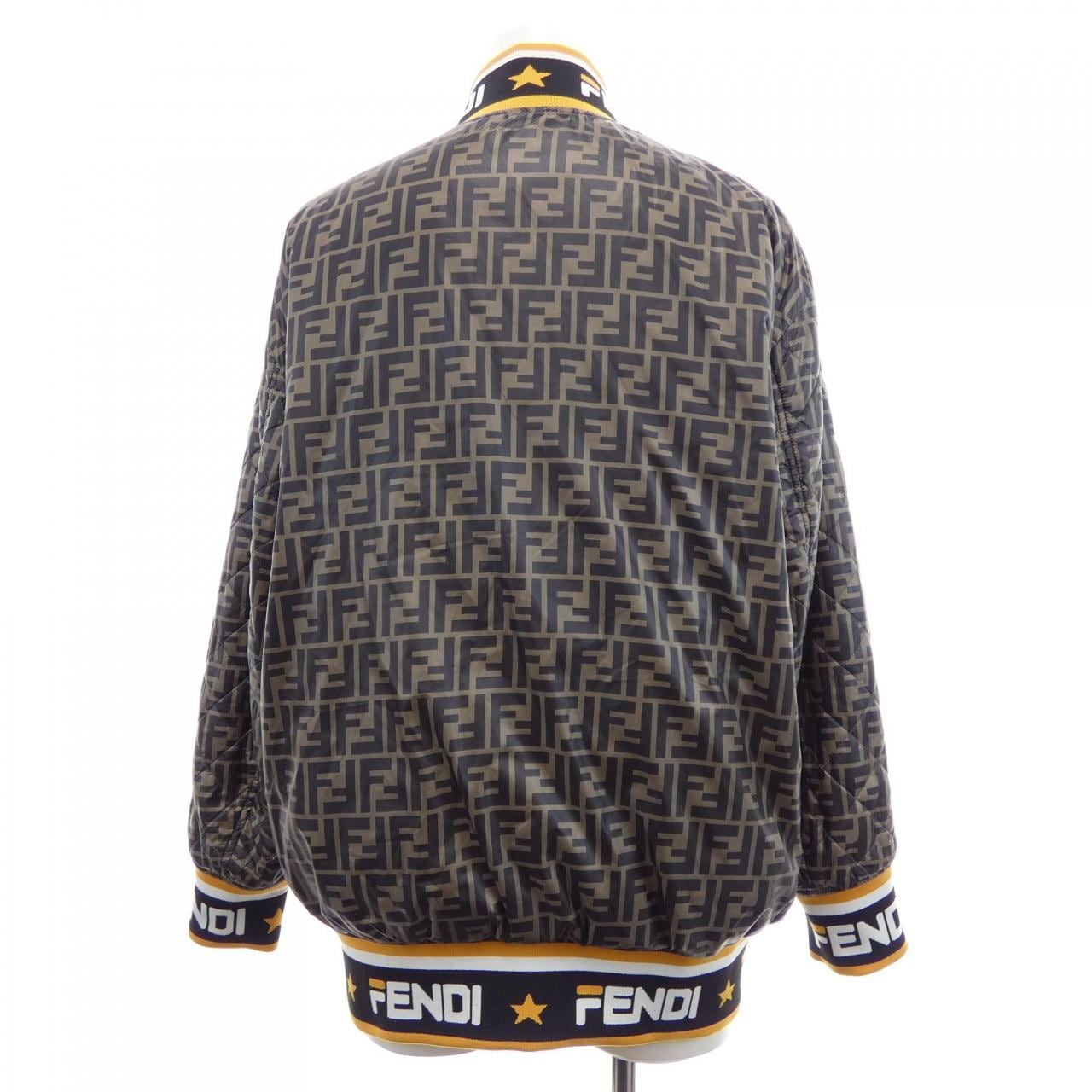 フェンディ FENDI FILA FJ6859 A5H4 ブルゾン