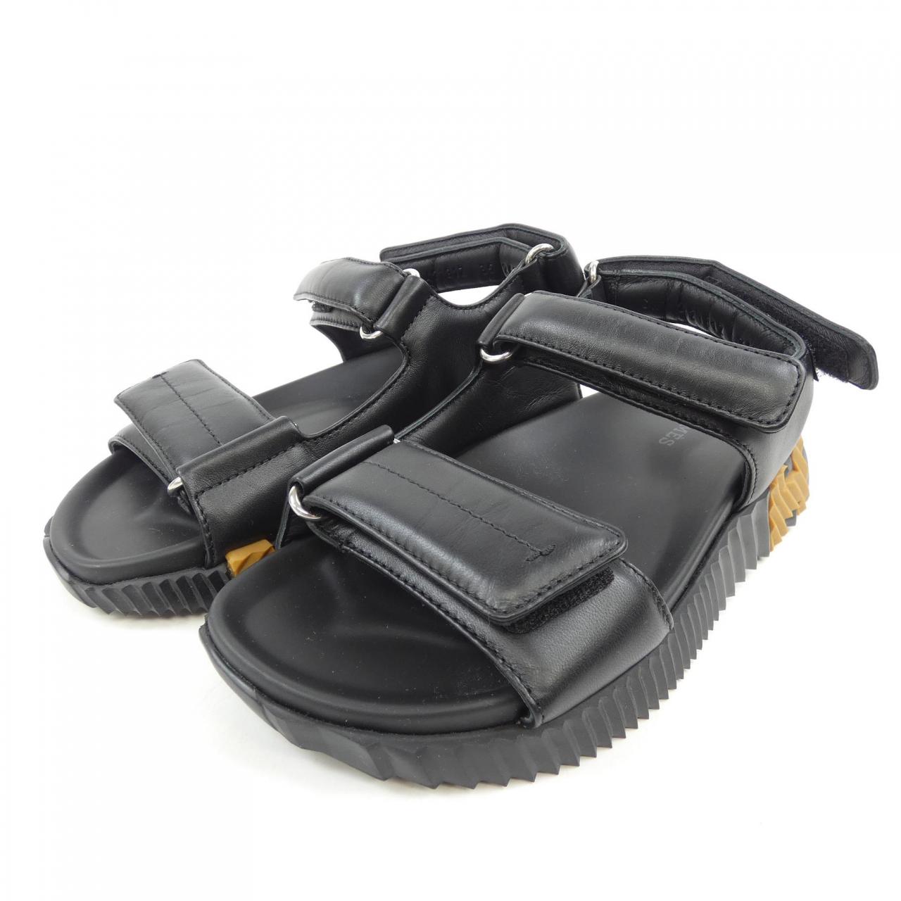 エルメス HERMES ジュニア 242181Z サンダル