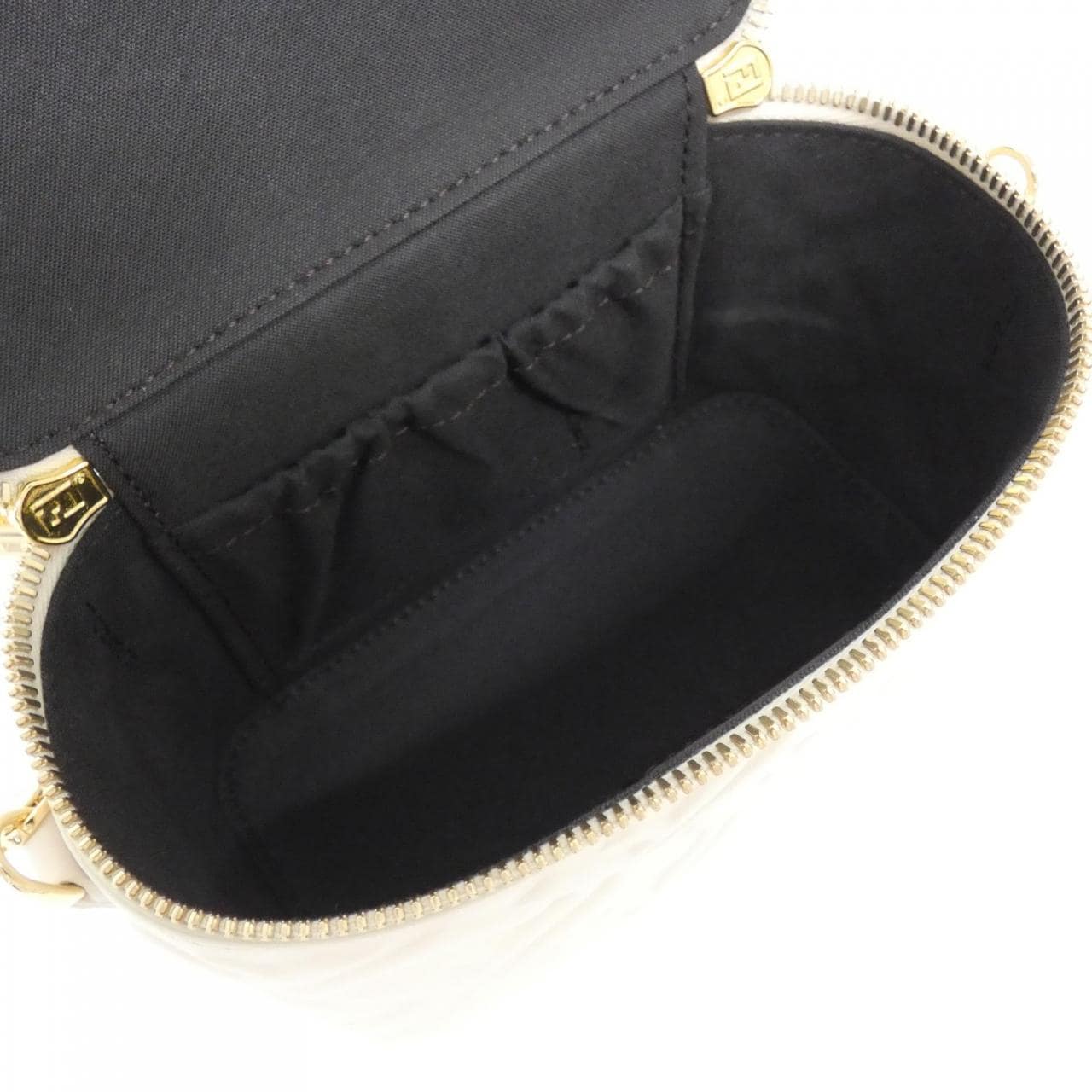 フェンディ 8BS108 AAJD ショルダーバッグ