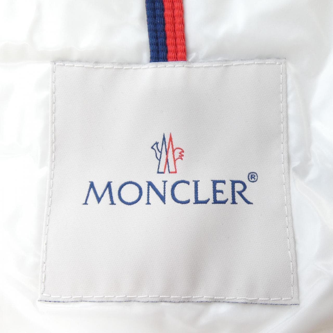 モンクレール MONCLER CELEPINE ダウンジャケット