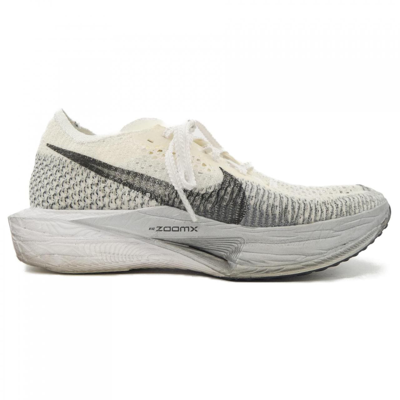 ナイキ NIKE DV4129-100 スニーカー