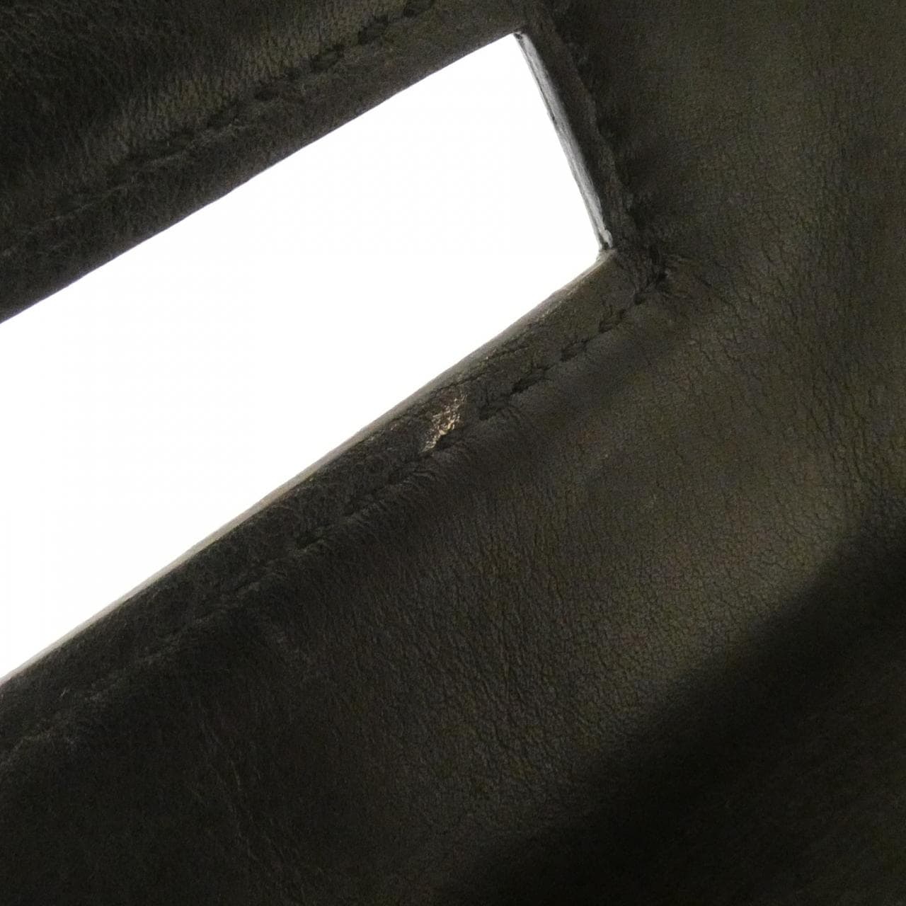 サルヴァトーレフェラガモ 21 4820 ショルダーバッグ