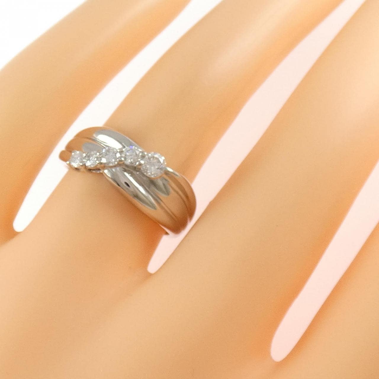 PT900 ダイヤモンド リング 0.32CT