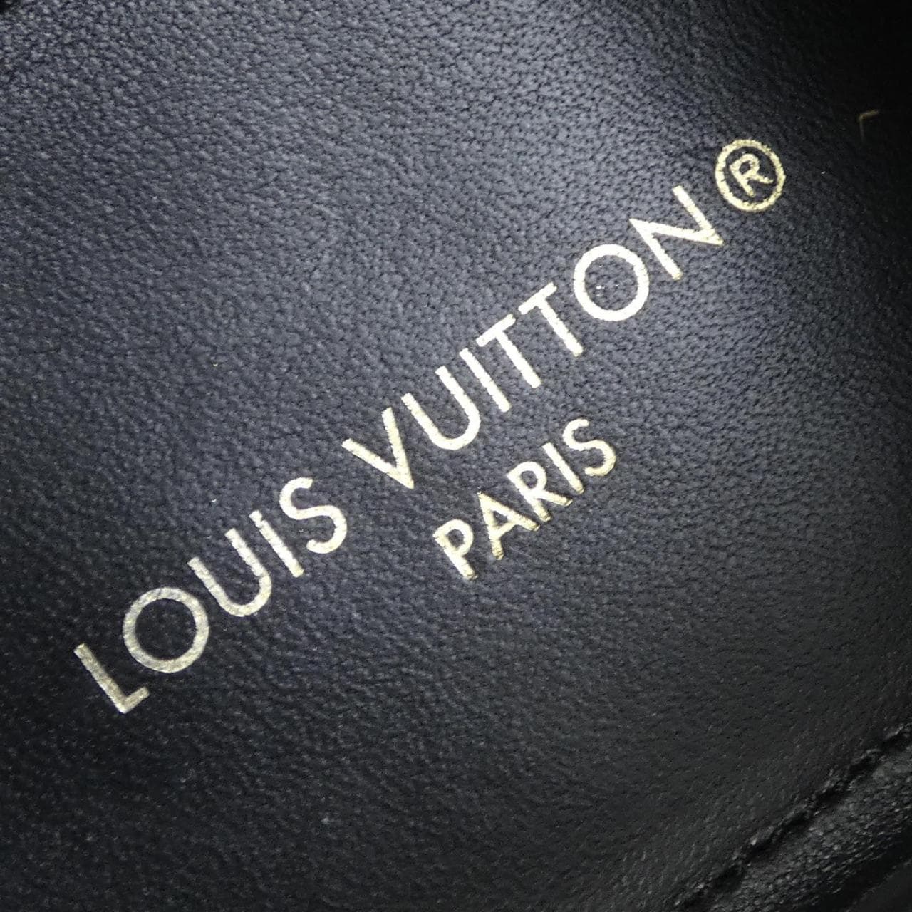 LOUIS VUITTON鞋