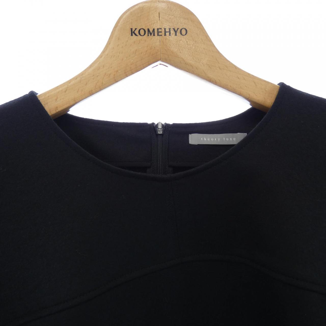 セオリーリュクス Theory luxe トップス