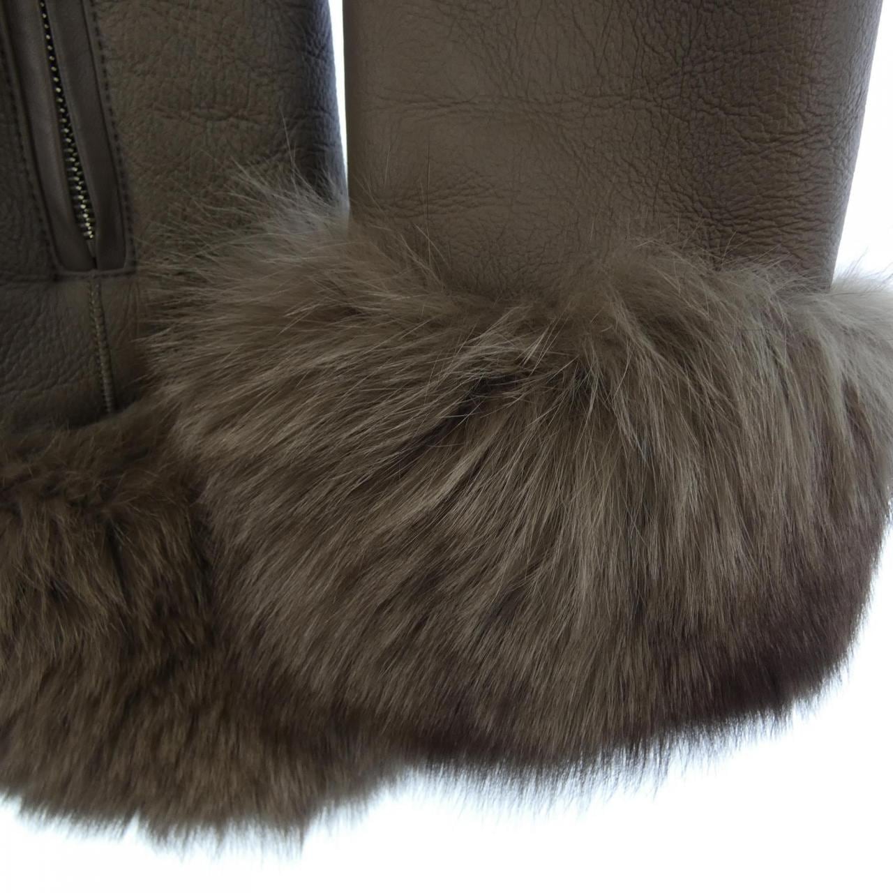 ソブ SOV. ムートンコート