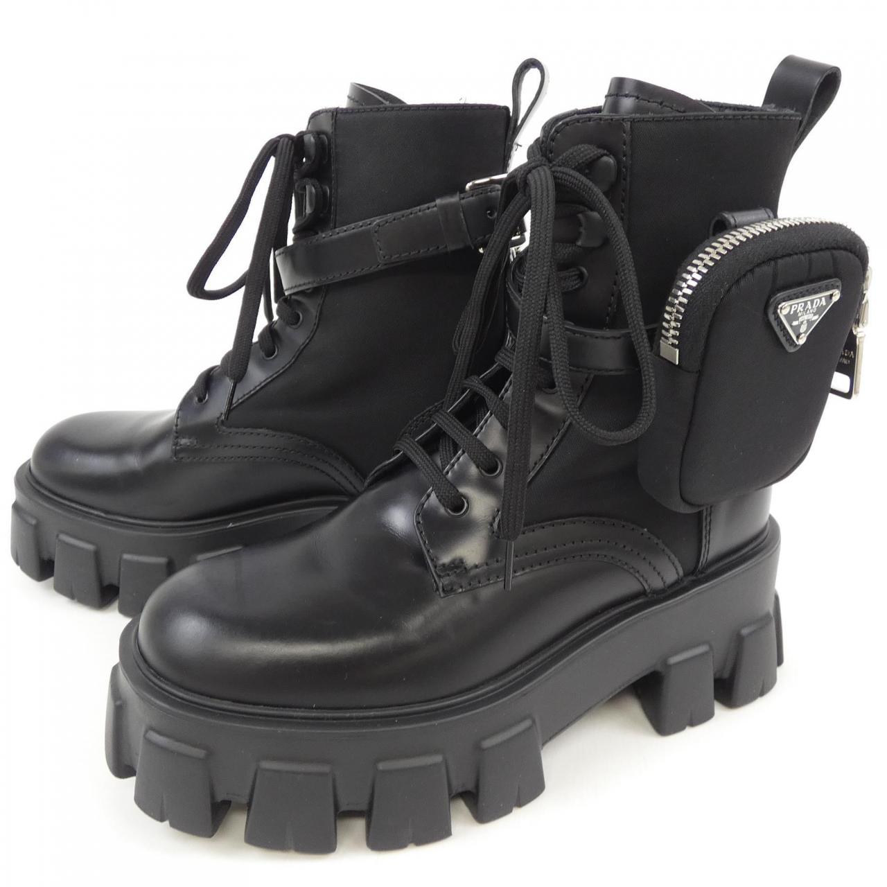 プラダ PRADA モノリス トライアングルロゴ 1T255M ブーツ