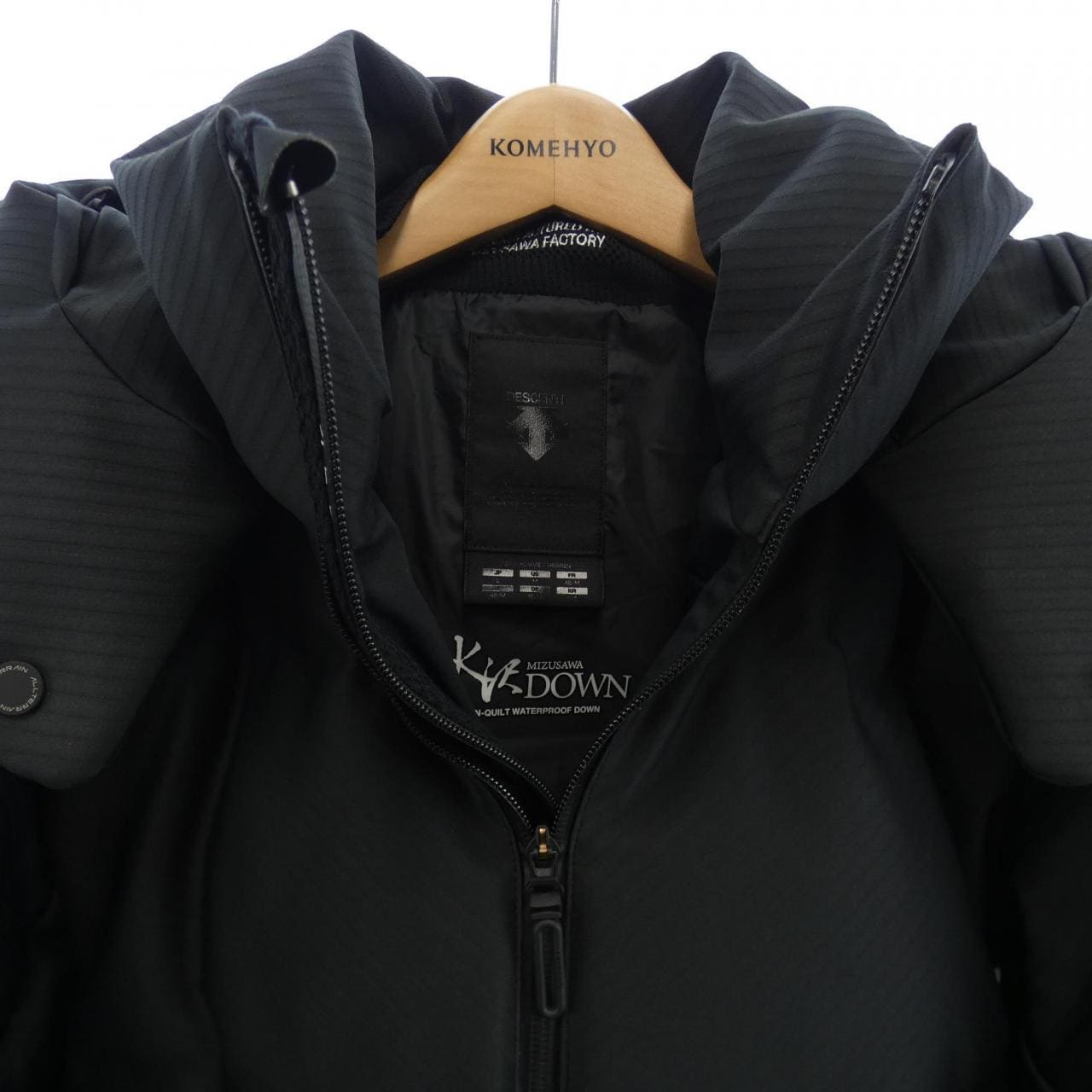 Descente DESCENTE down jacket