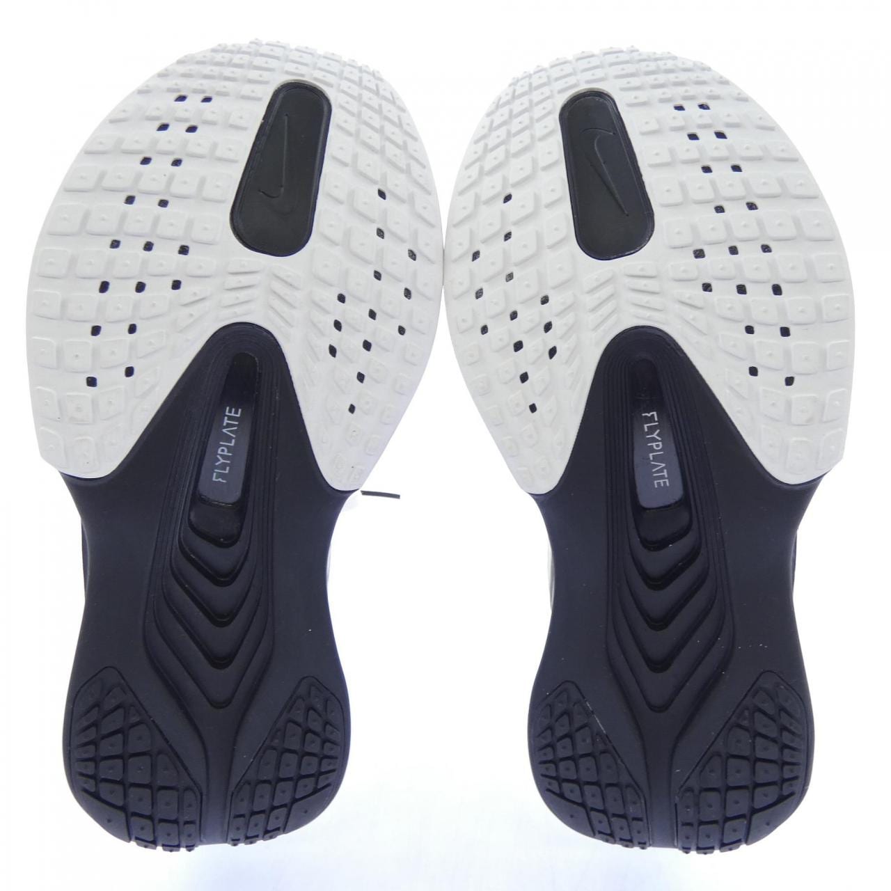 ナイキ NIKE FN8454-100 スニーカー
