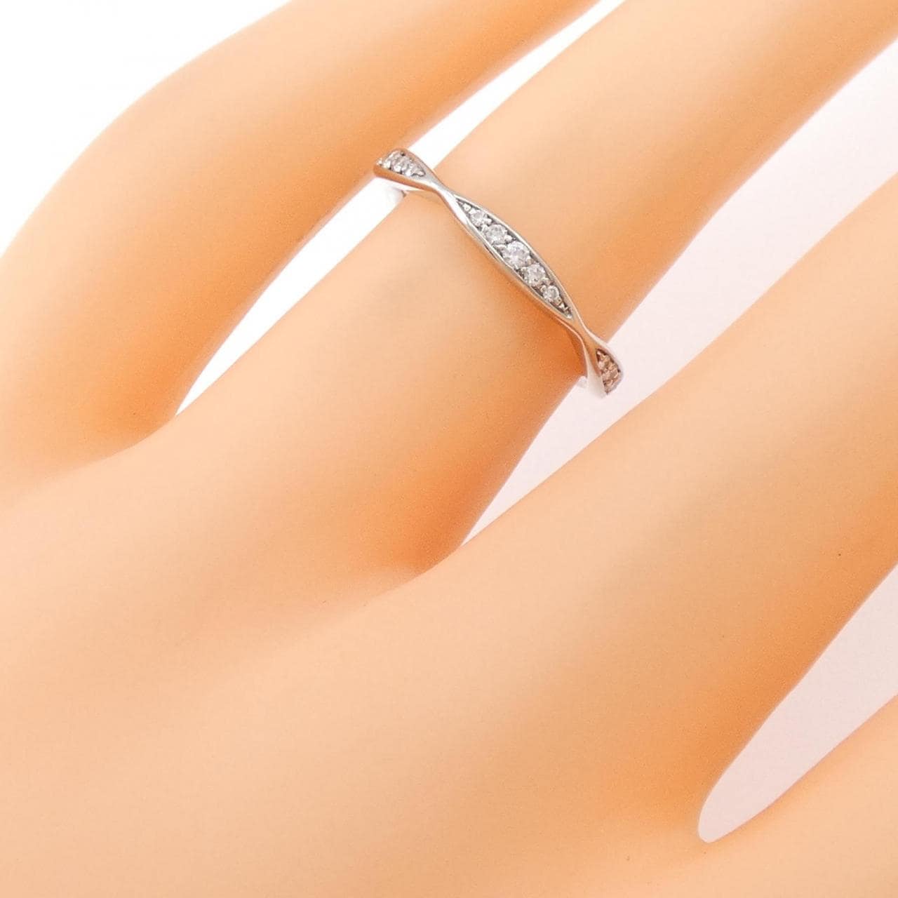 CHANEL camellia full diamond ring