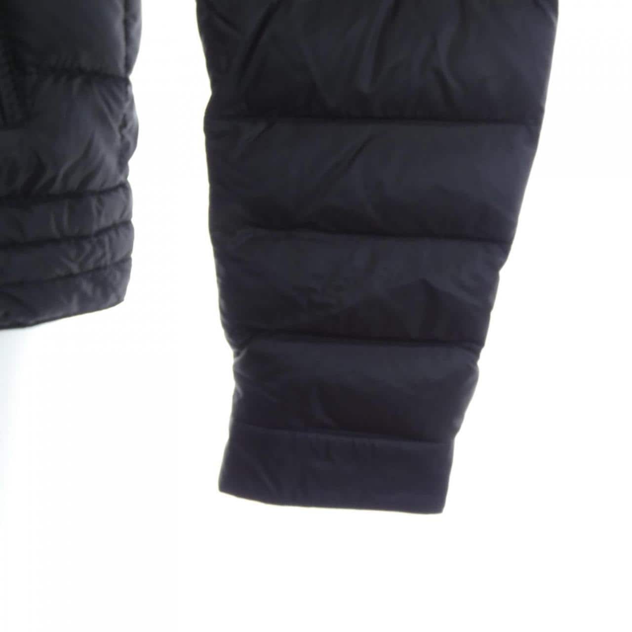 モンクレール MONCLER CONQUES ダウンジャケット