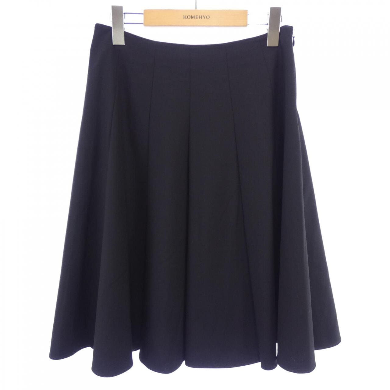 トゥービーシック TO BE CHIC スカート