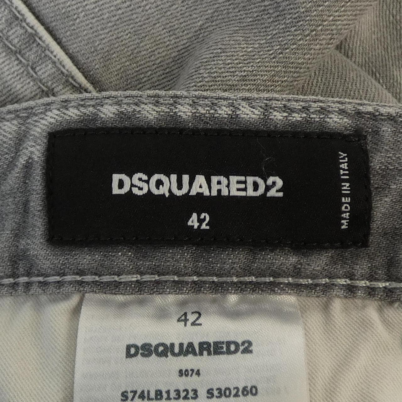 ディースクエアード DSQUARED2 S74LB1323 ジーンズ