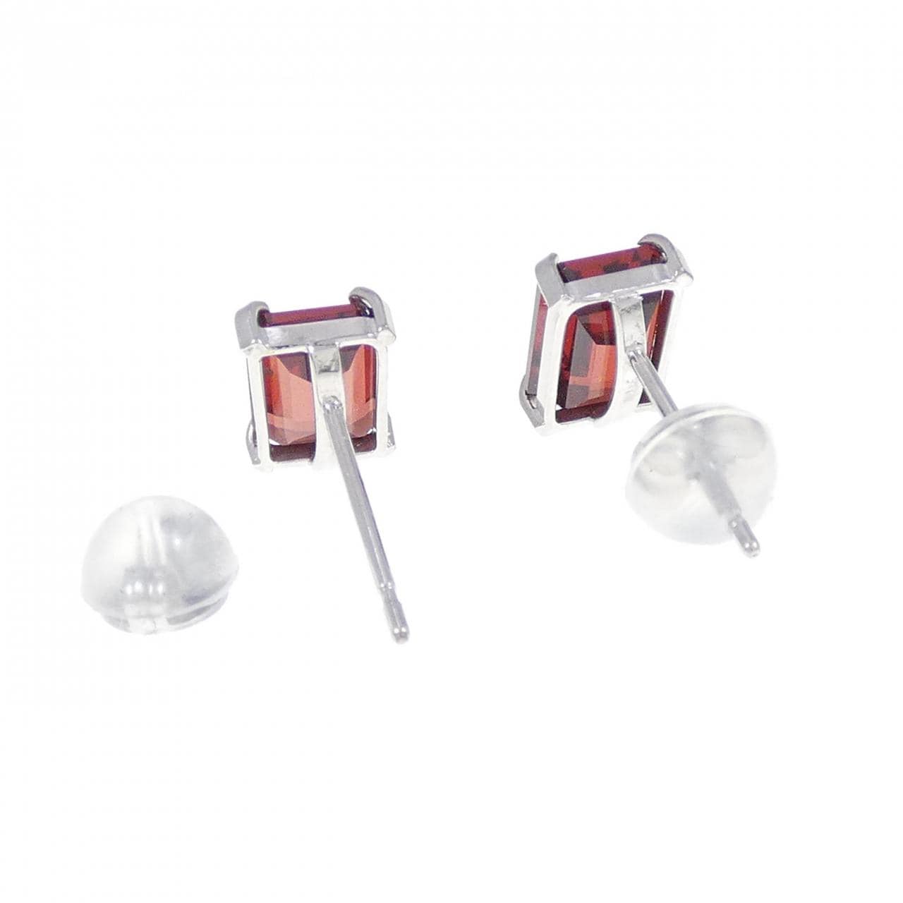 K14WG Garnet Earrings