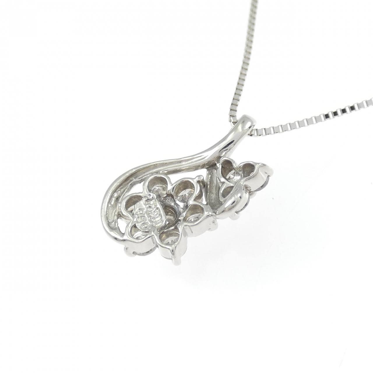 PT900/PT850 フラワー ダイヤモンド ネックレス 0.50CT