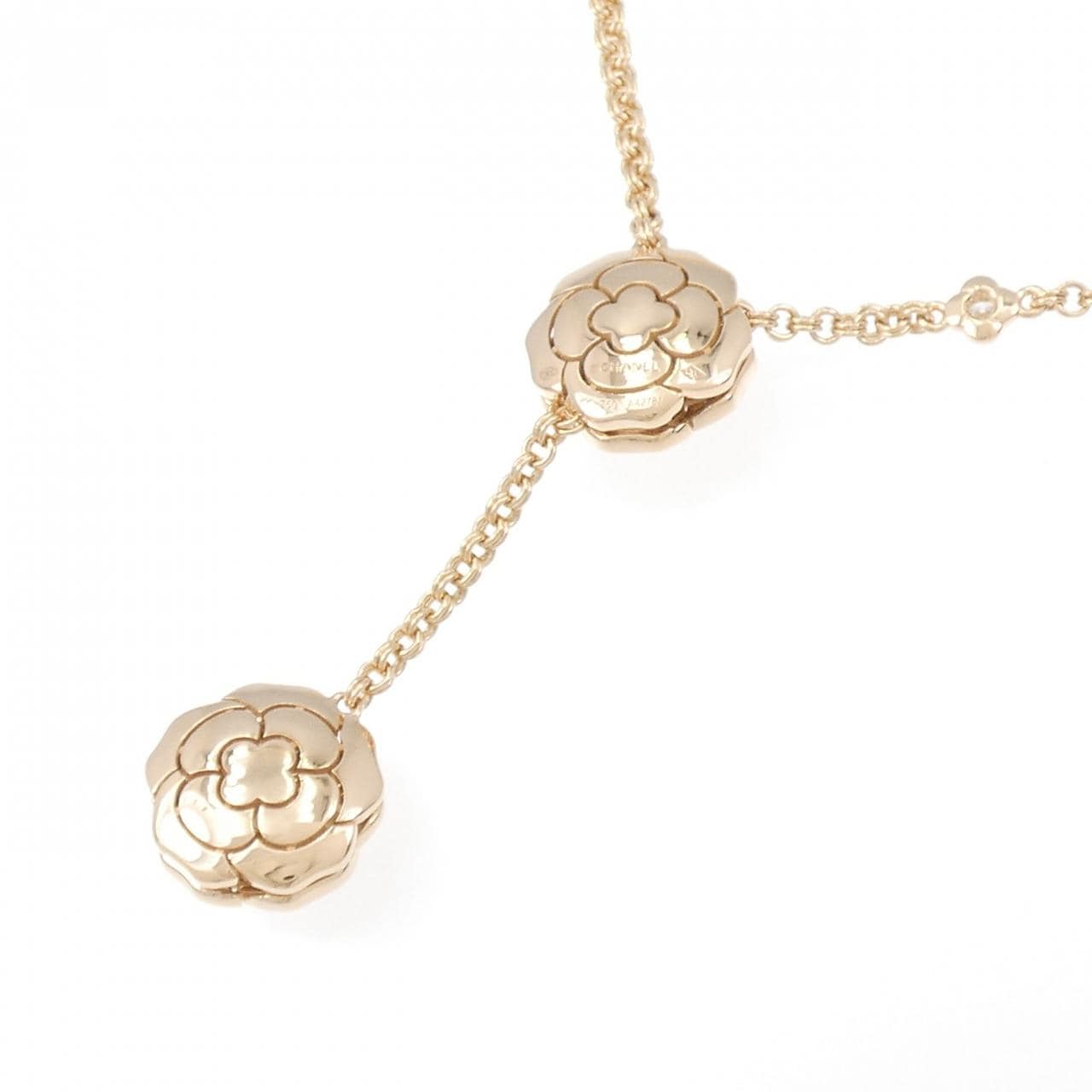 CHANEL camellia necklace