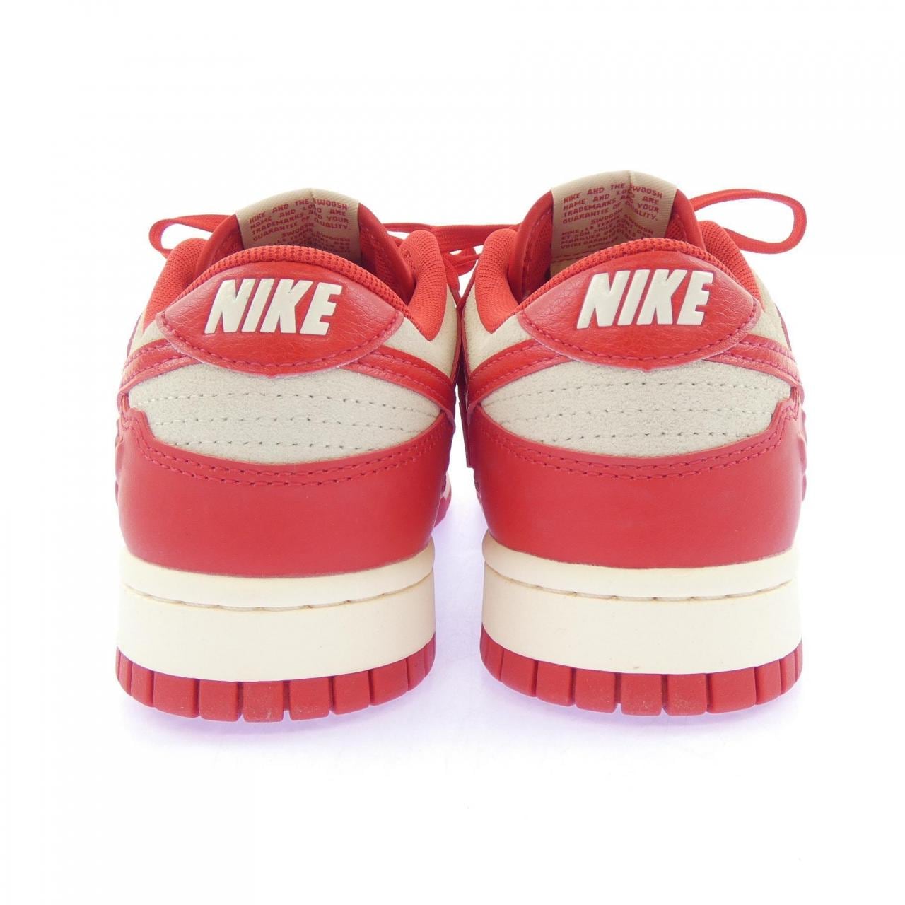 ナイキ NIKE HF1986-100 スニーカー