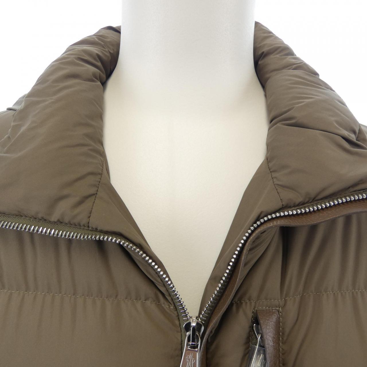 モンクレール MONCLER BESBRE ダウンジャケット