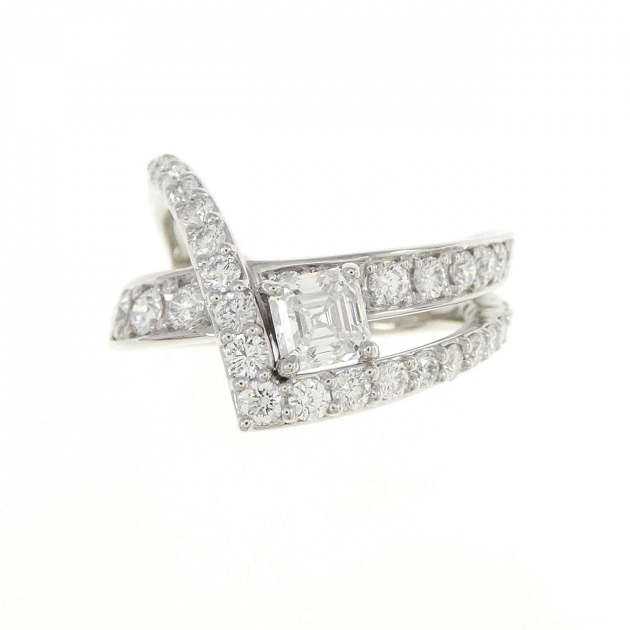 PT900 ダイヤモンド リング 1.00CT