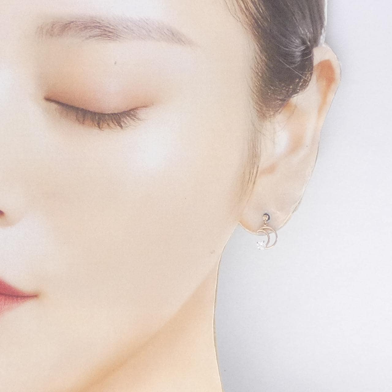 4゜C ムーン キュービック ピアス