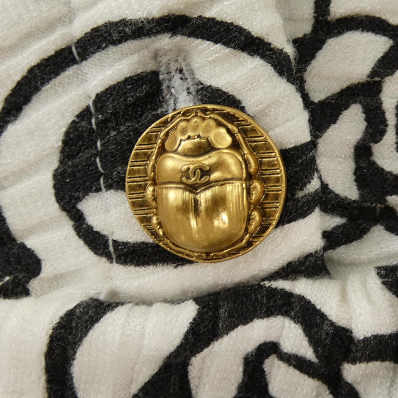 シャネル CHANEL P61762V47215 19A トップス