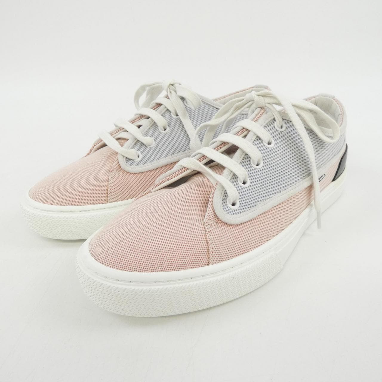 HERMES 221910Z sneakers