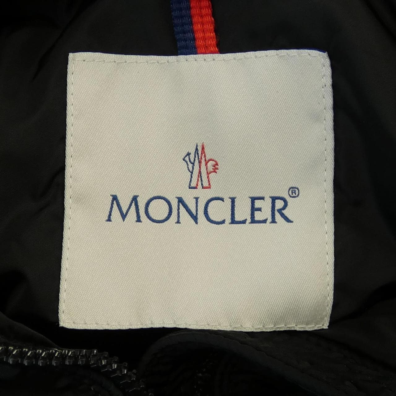 MONCLER蒙克勒羽絨服