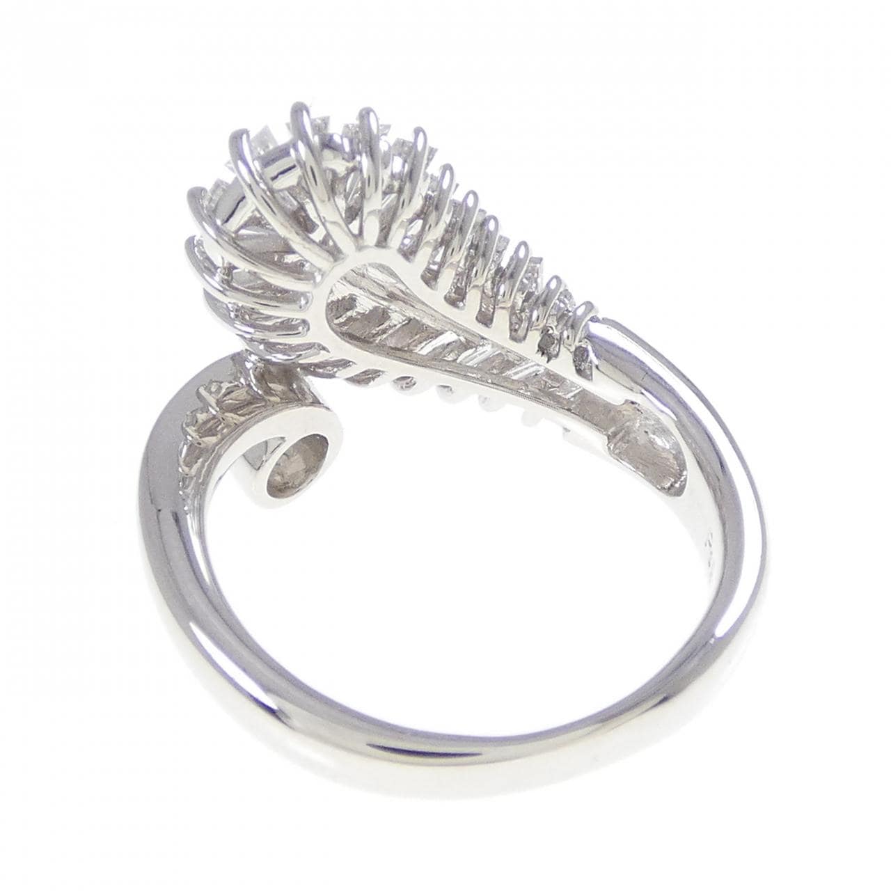 PT900 ダイヤモンド リング 1.00CT