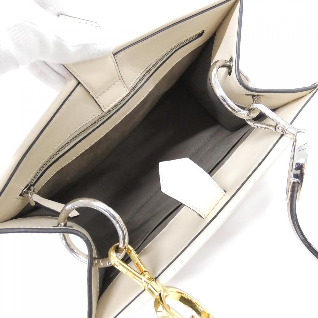 フェンディ ラナウェイ スモール 8BH344 A316 バッグ