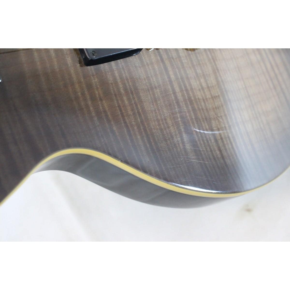 ＥＰＩＰＨＯＮＥ　　ＬＴＤ　ＬＥＳ　ＰＡＵＬ　ＳＴＡＮＤＡＲＤ