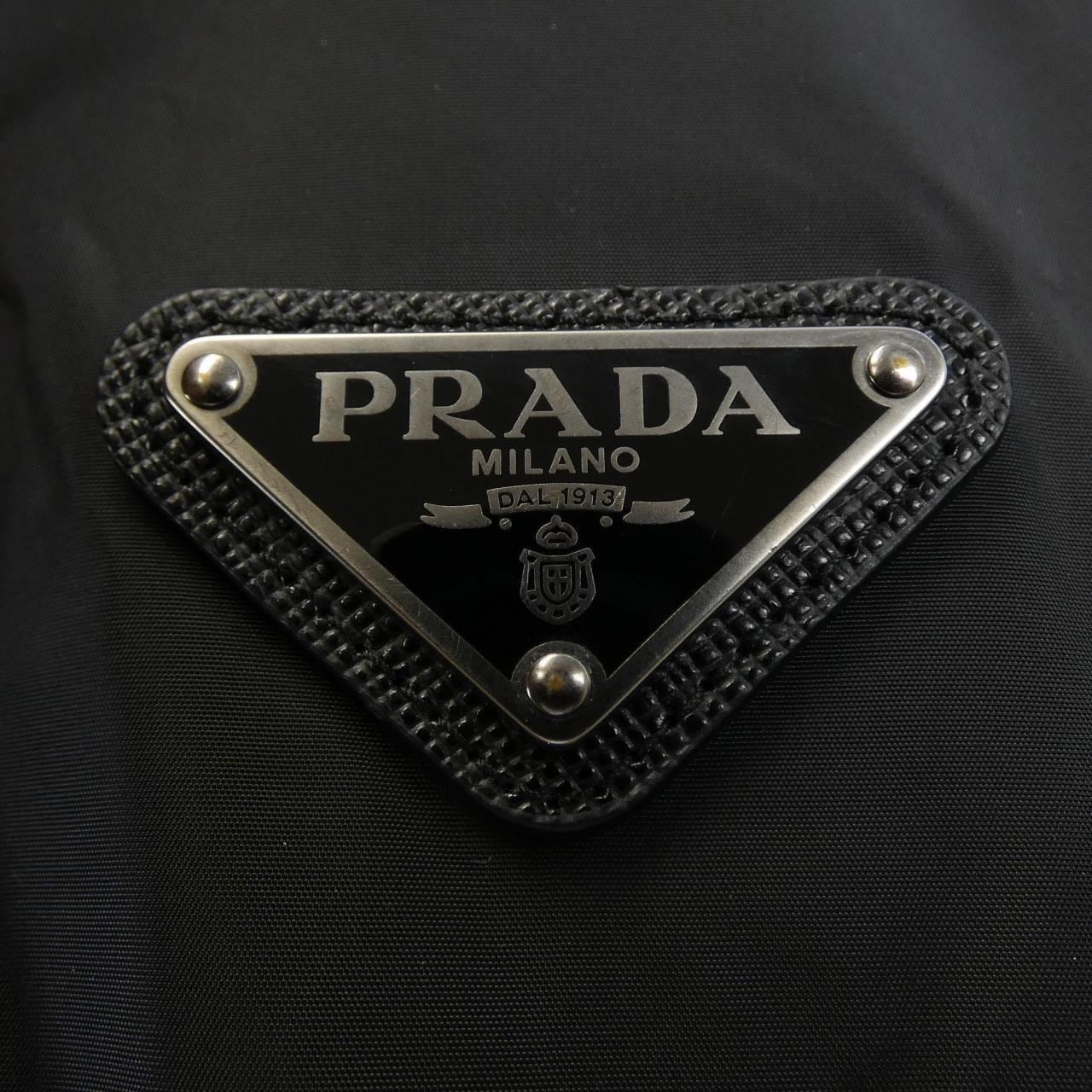 プラダ PRADA トライアングルロゴ SGC842 SOOO 16BF ダウンジャケット