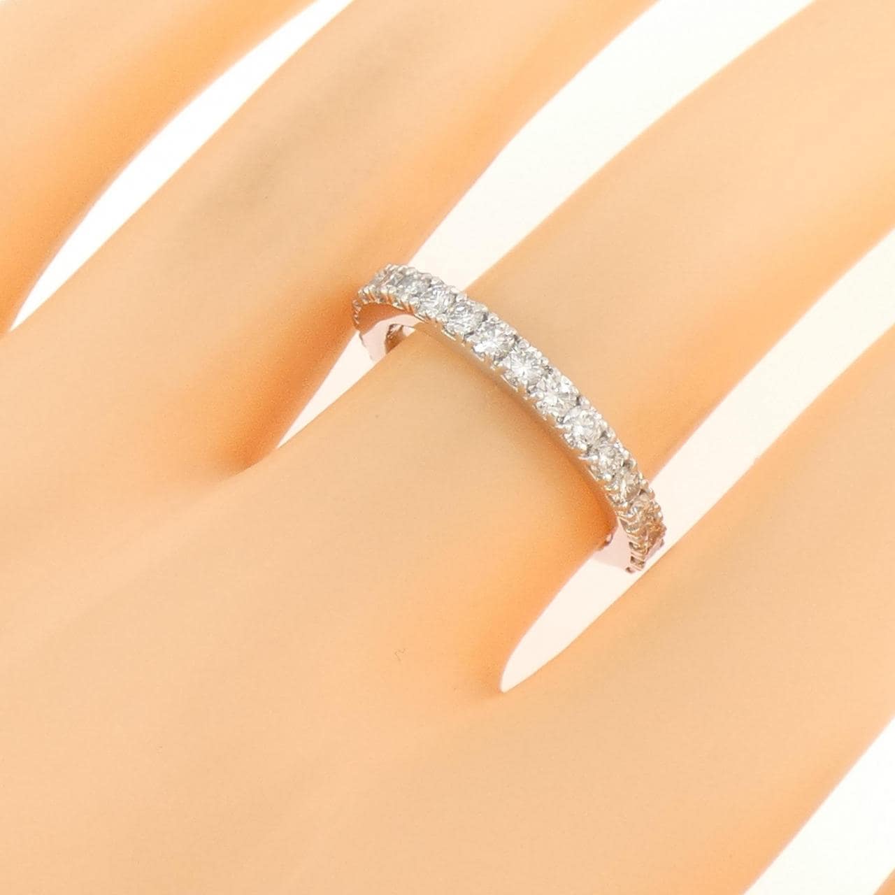 PT900 ハーフエタニティ ダイヤモンド リング 1.00CT