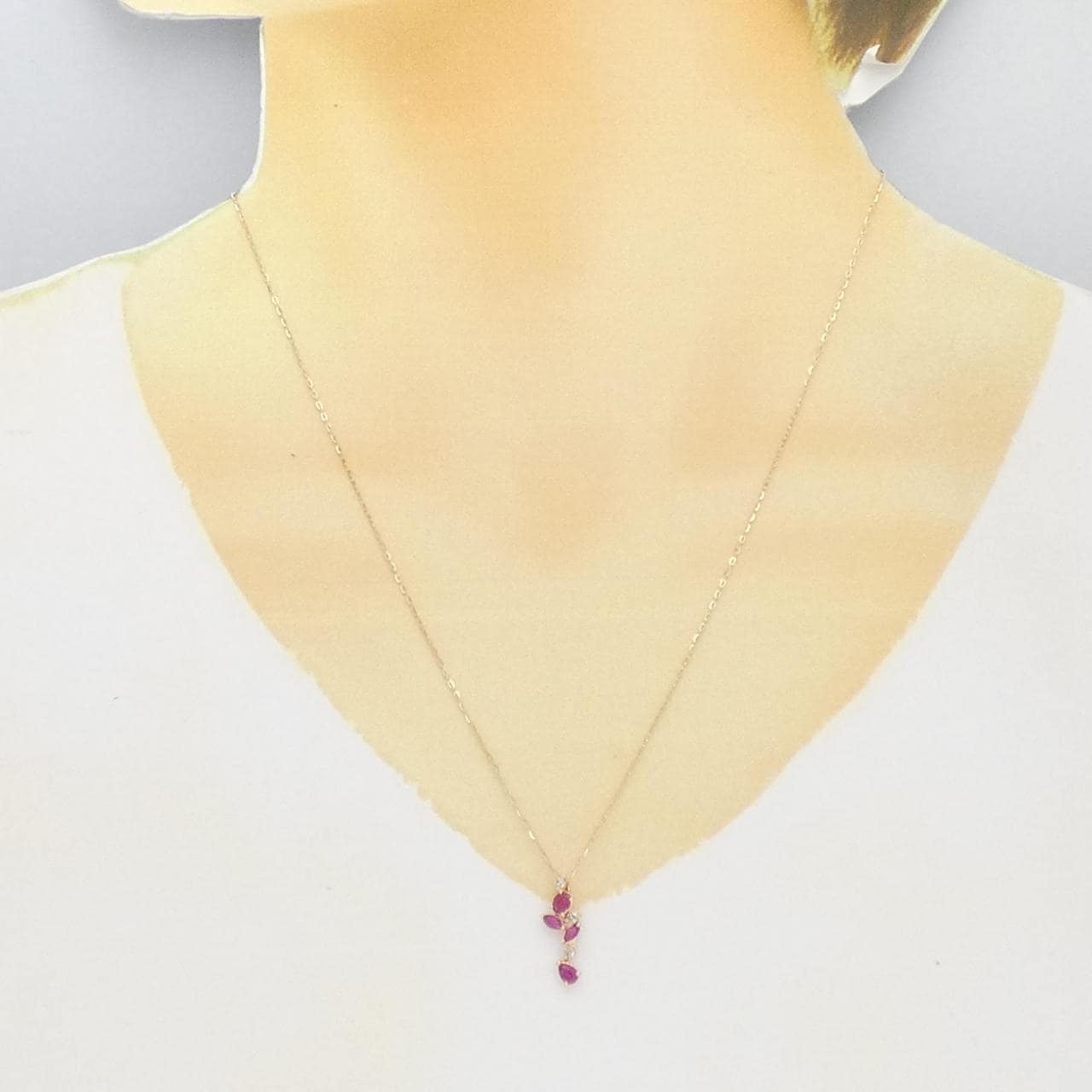 K18PG Ruby Necklace 0.40CT