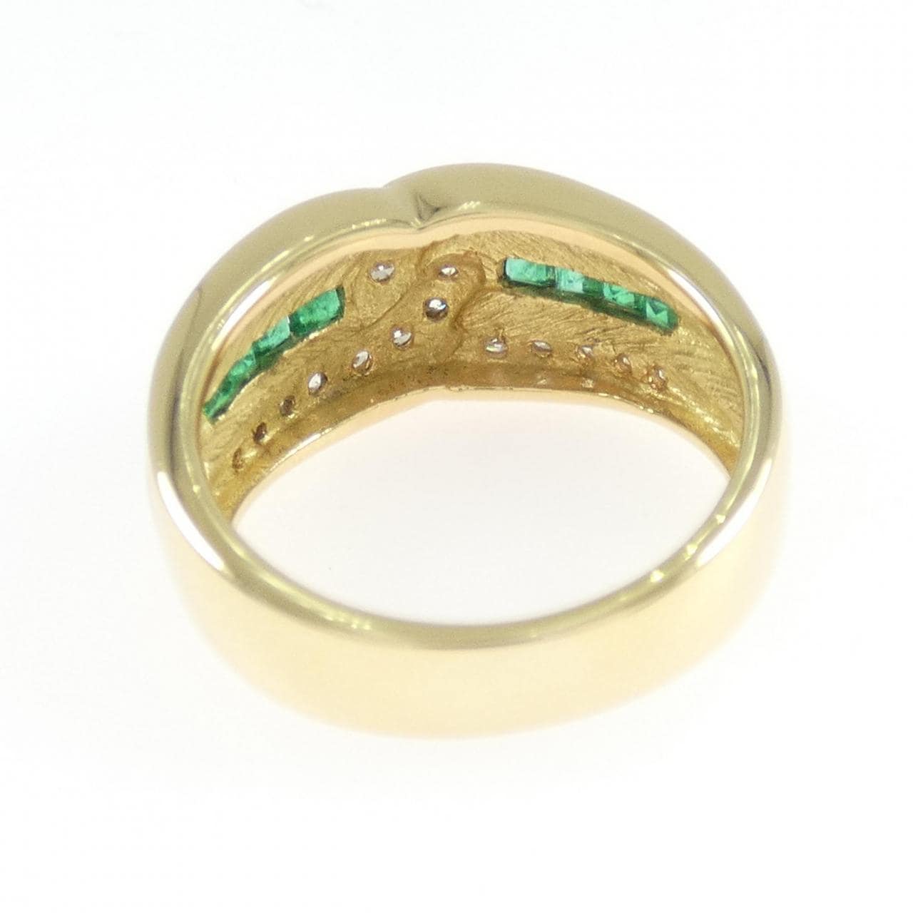 18KTYG エメラルド リング 0.39CT