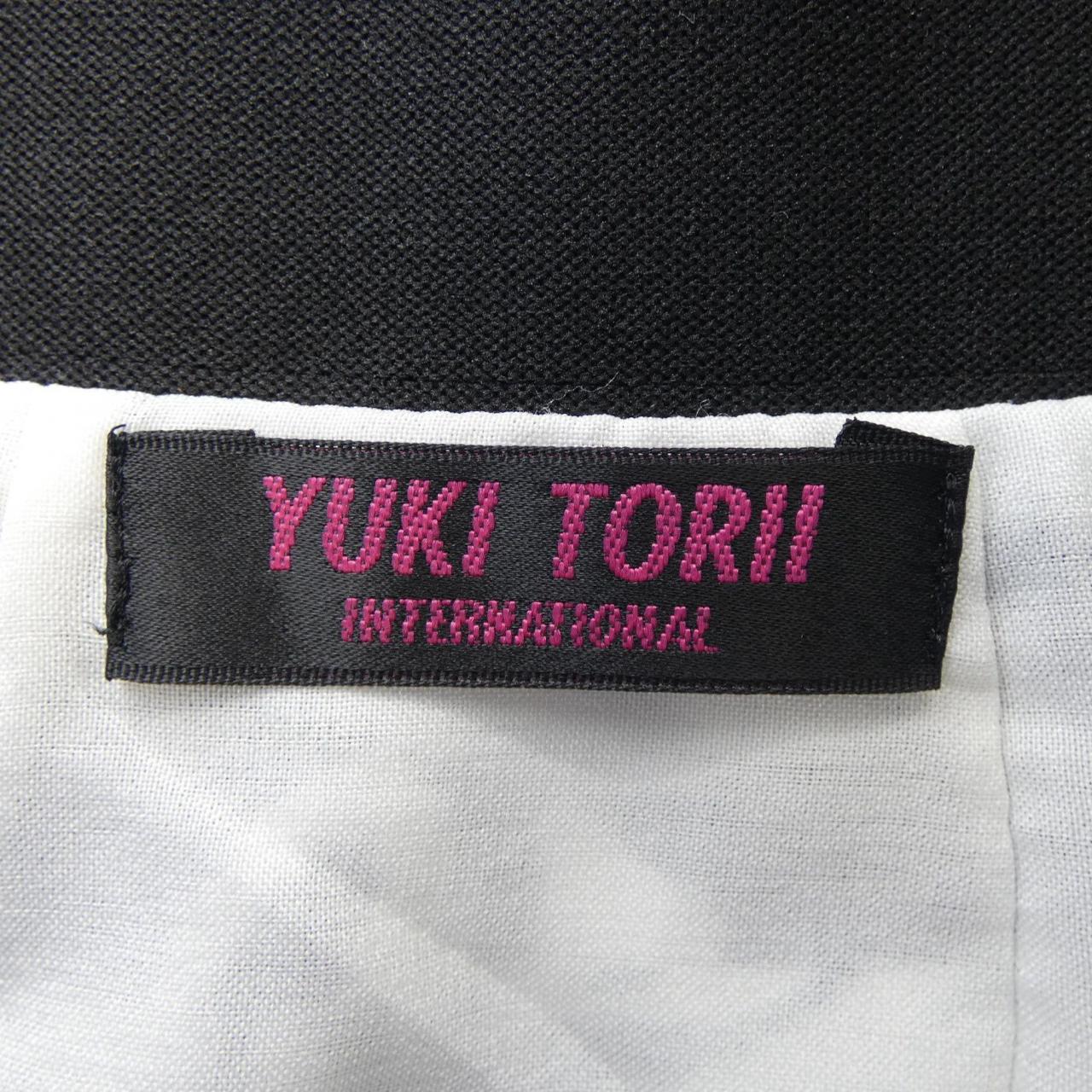 ユキトリイ YUKI TORII スカート