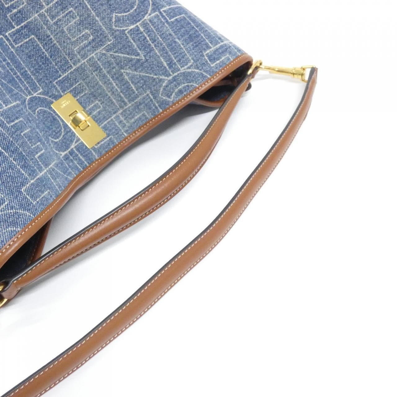 セリーヌ バケット 16 195572ERE バッグ