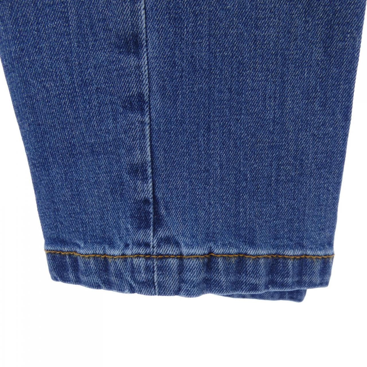 アントレアミ ENTRE AMIS ジーンズ