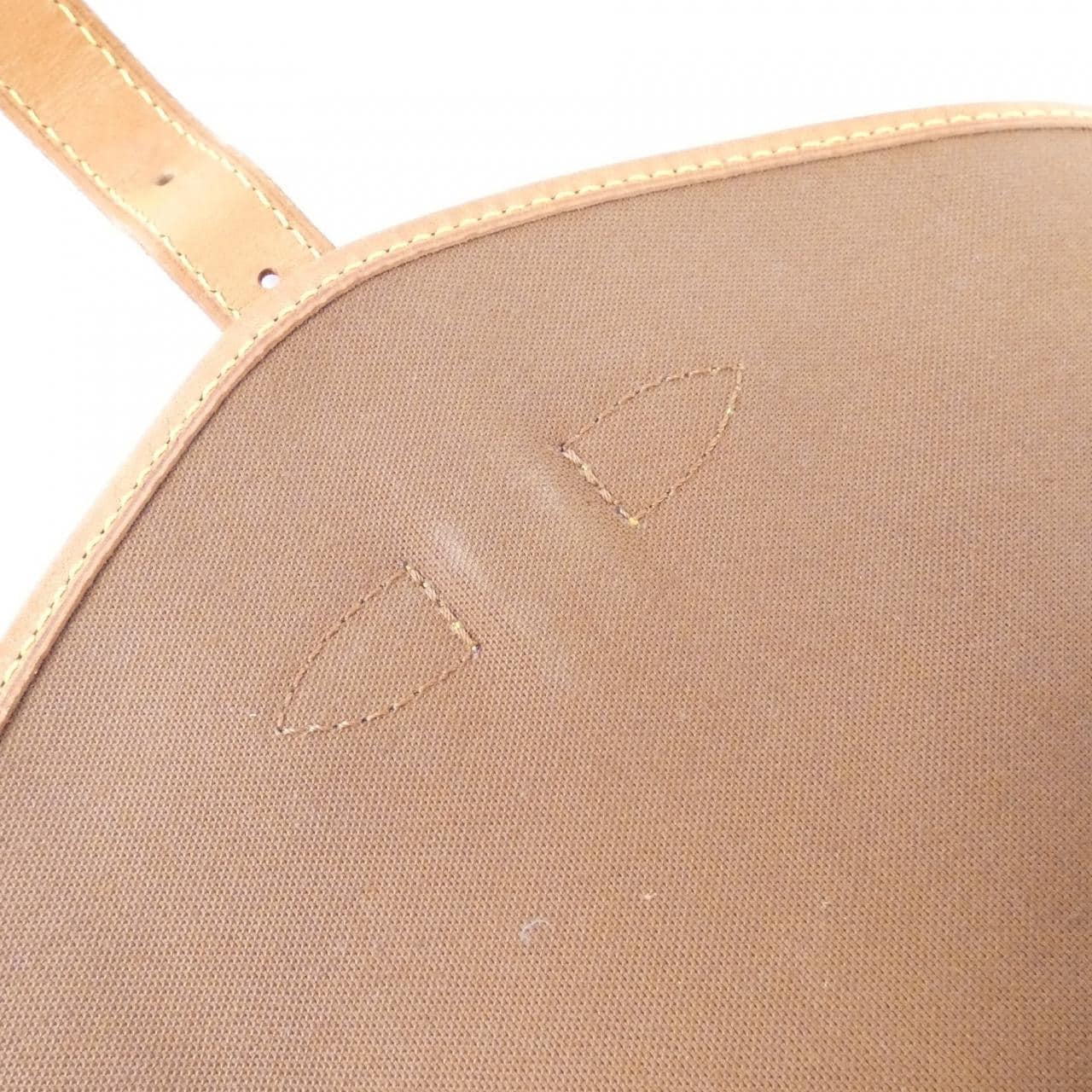 ルイヴィトン モノグラム ソミュール 30cm M42256 ショルダーバッグ