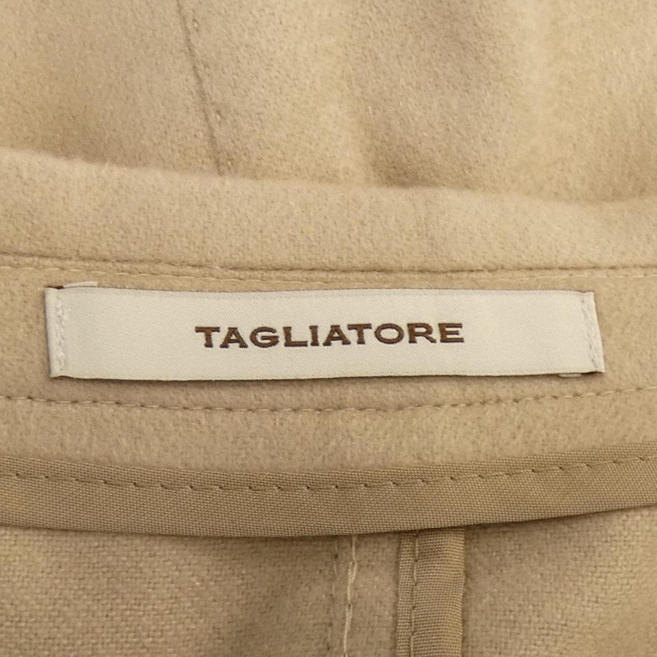 タリアトーレ TAGLIATORE ジャケット