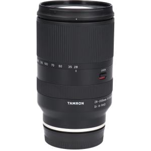 Ｅ２８－２００ｍｍ　Ｆ２．８－５．６ＤｉＩＩＩ　Ａ０７１