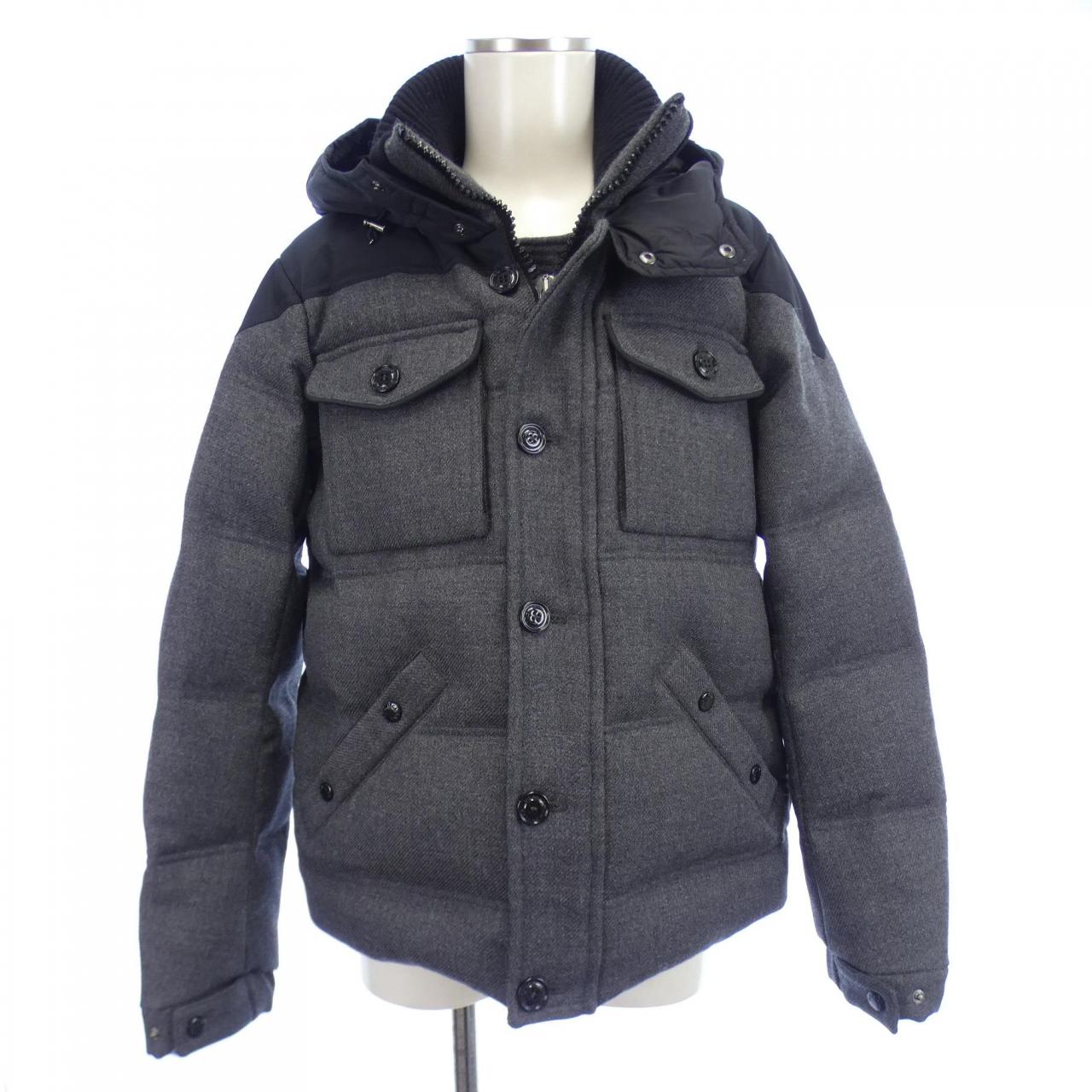 モンクレール MONCLER ダウンジャケット