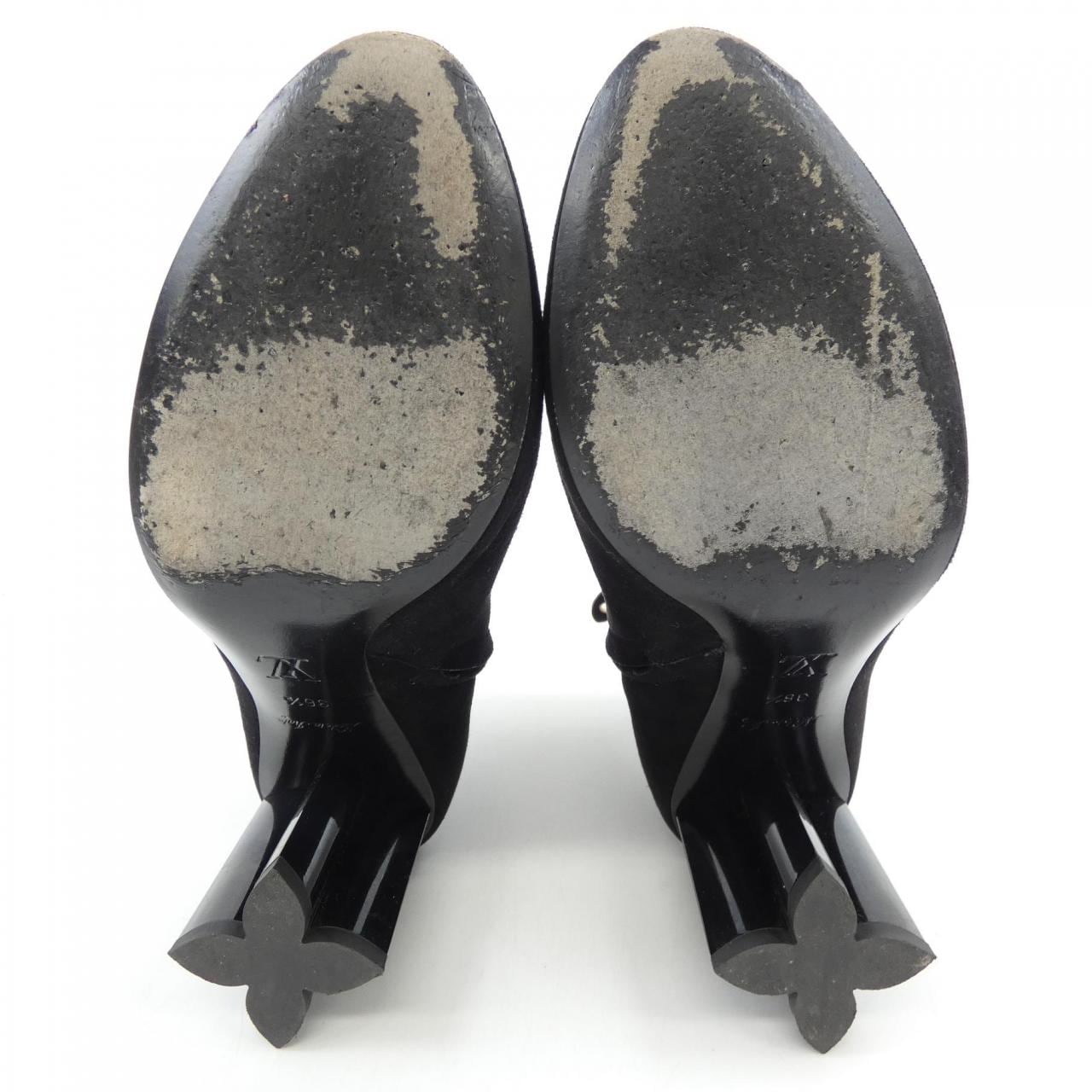 ルイヴィトン LOUIS VUITTON シルエットライン ブーツ