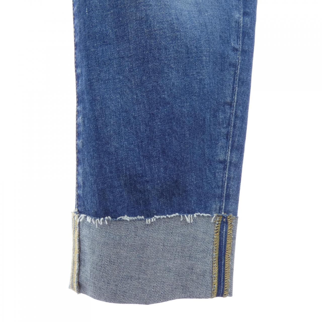 ディースクエアード DSQUARED2 S78LB0055 S30817 ジーンズ
