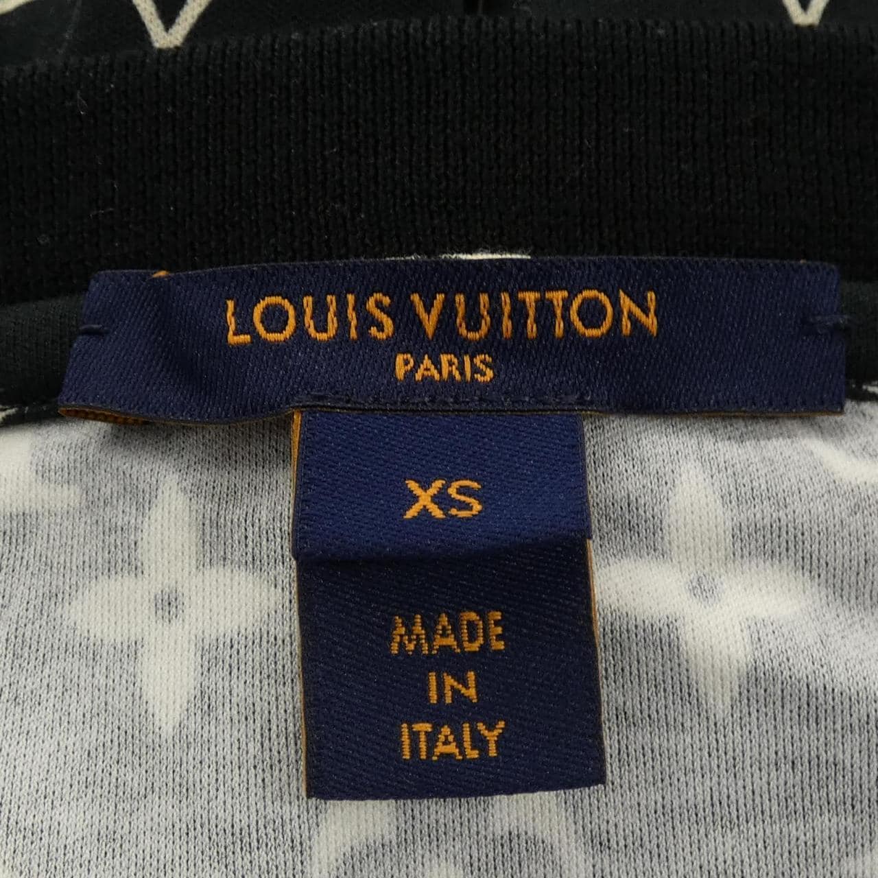 ルイヴィトン LOUIS VUITTON ストライプアクセントモノグラムTシャツ FNTS80TR1 Tシャツ