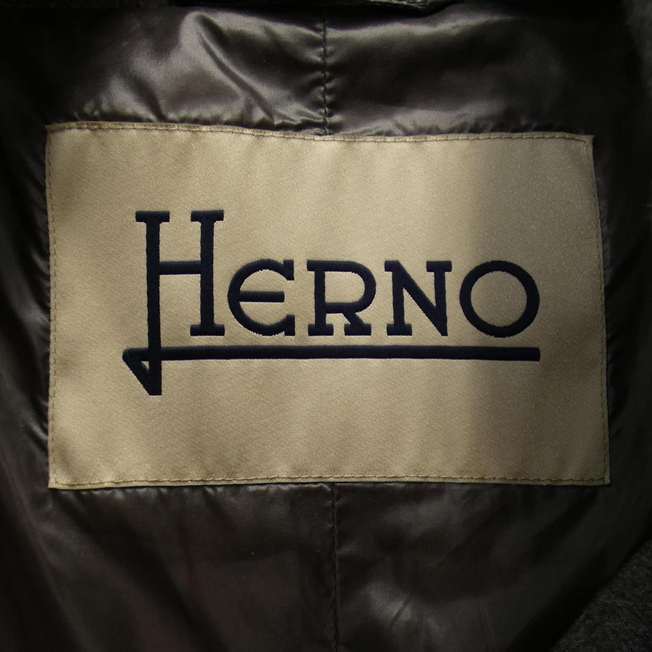 Herno羽绒大衣