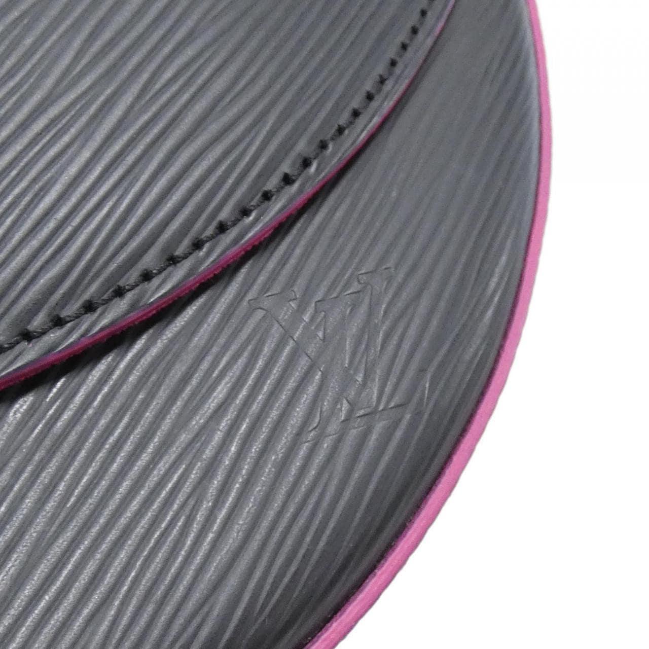 ルイヴィトン エピ サンクルー M54156 ショルダーバッグ