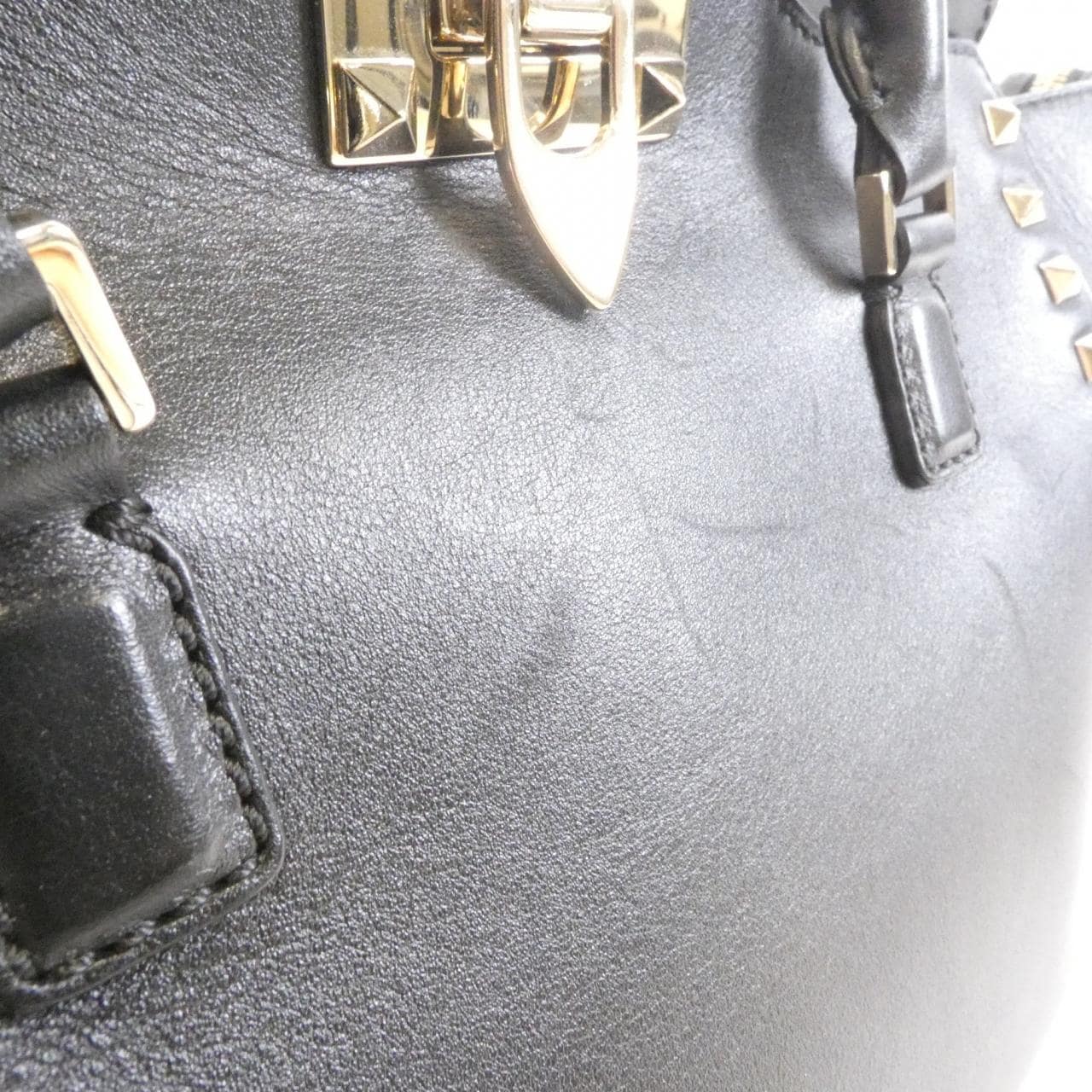 ヴァレンティノガラヴァーニ KW2B0540BOL バッグ