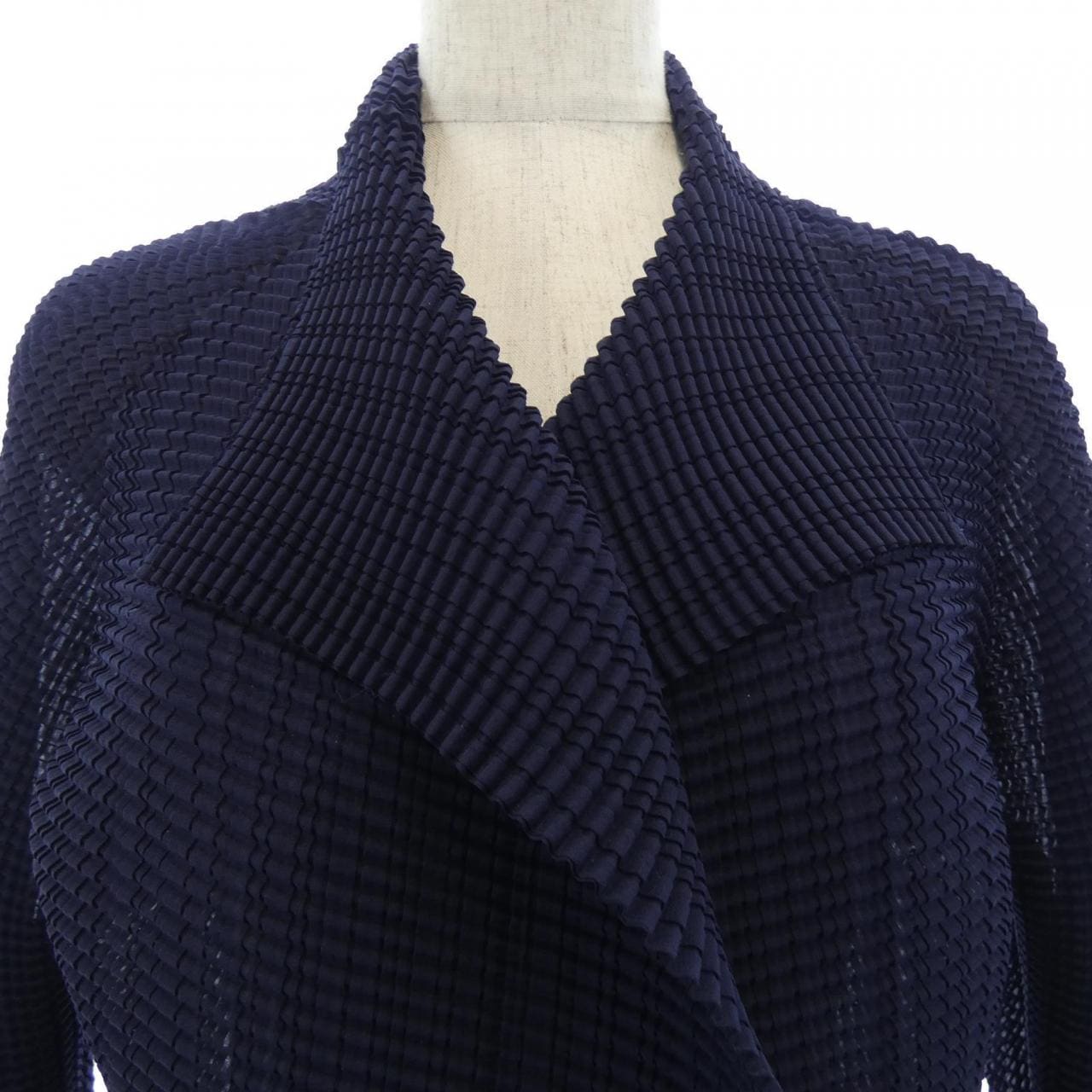 イッセイミヤケ ISSEY MIYAKE IM84FJ625 カーディガン