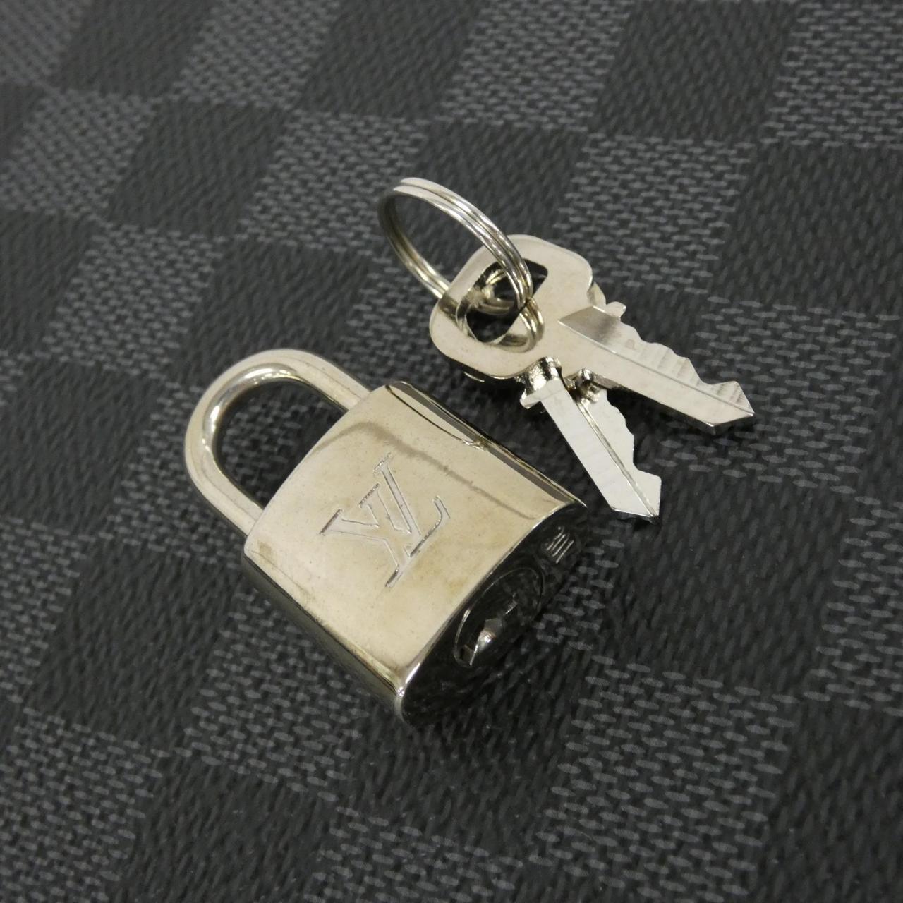 ルイヴィトン ダミエ グラフィット ポルト ドキュマン ヴォワヤージュ GM N41123 バッグ